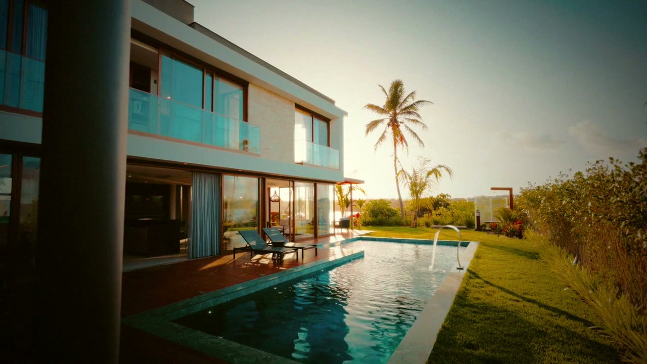 Luxury Dubai villa at dusk